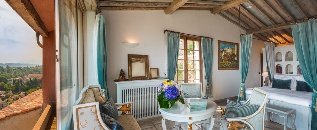 Hotel Chateau Le Cagnard 4*